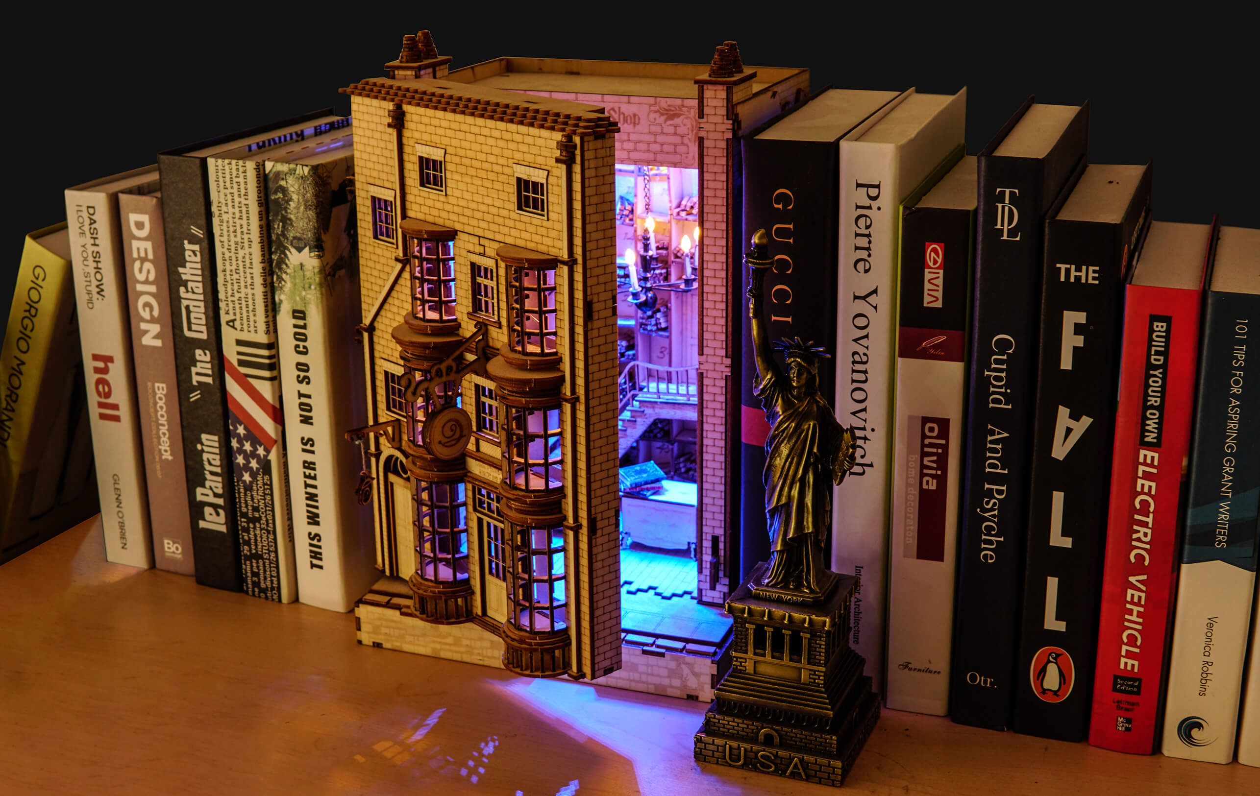 BOOK NOOK