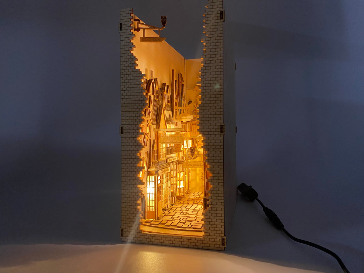 Hogsmeade Village Book Nook | LKWood
