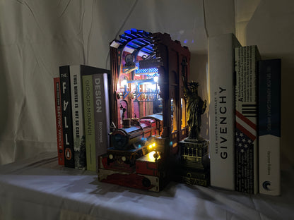 King's Cross Station Pre-Colored Book Nook | LKWood (Platform 9 3/4 - Hogwarts Express)